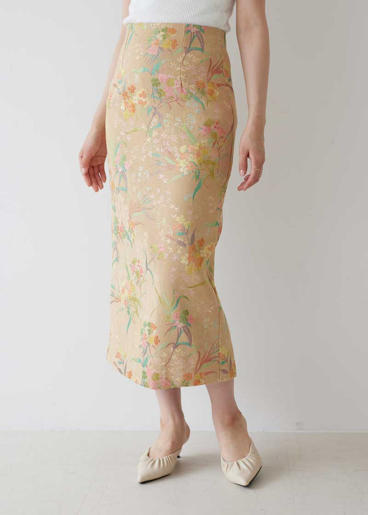 刺繍フラワータイトスカート