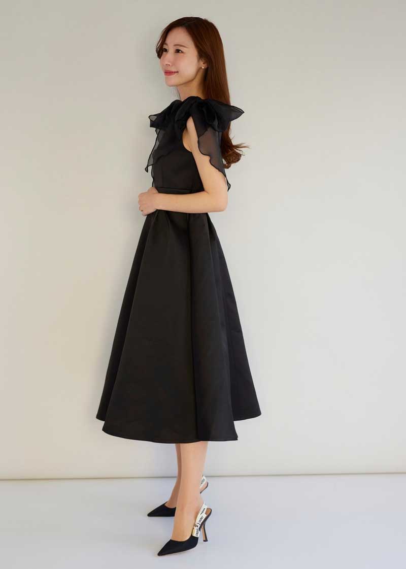 ロイヤルブラックリボンドレス – TreOnestá